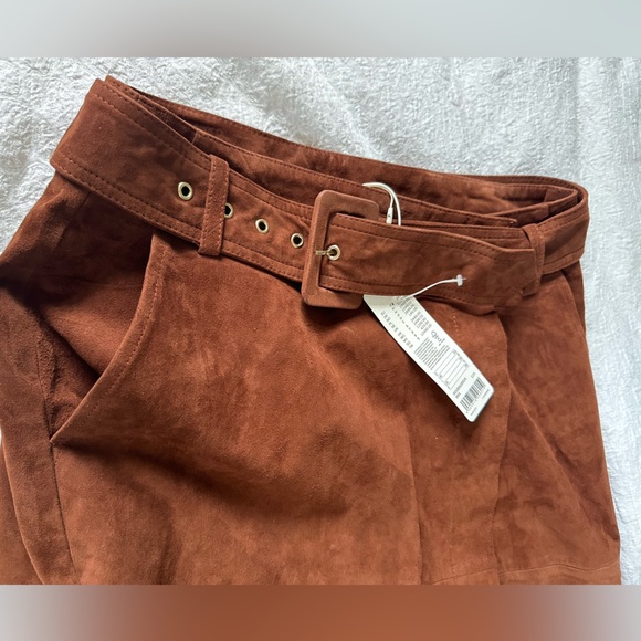 Beautiful ESPRIT leather skirt - Picture 4 of 7